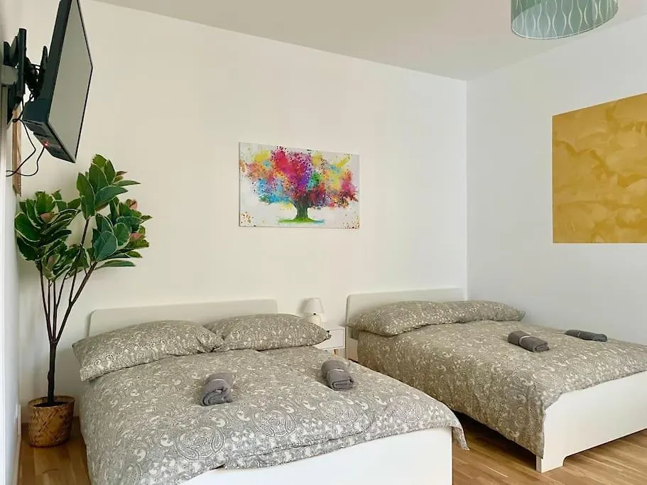 60 M2 Sunny Apartment - Free Parking Vienne