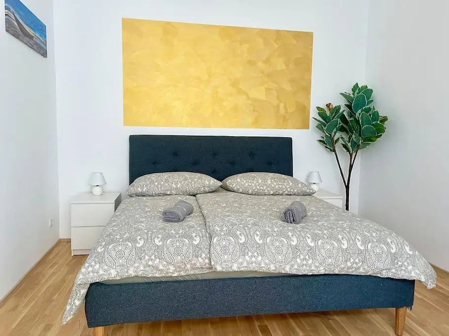 60 M2 Sunny Apartment - Free Parking Vídeň